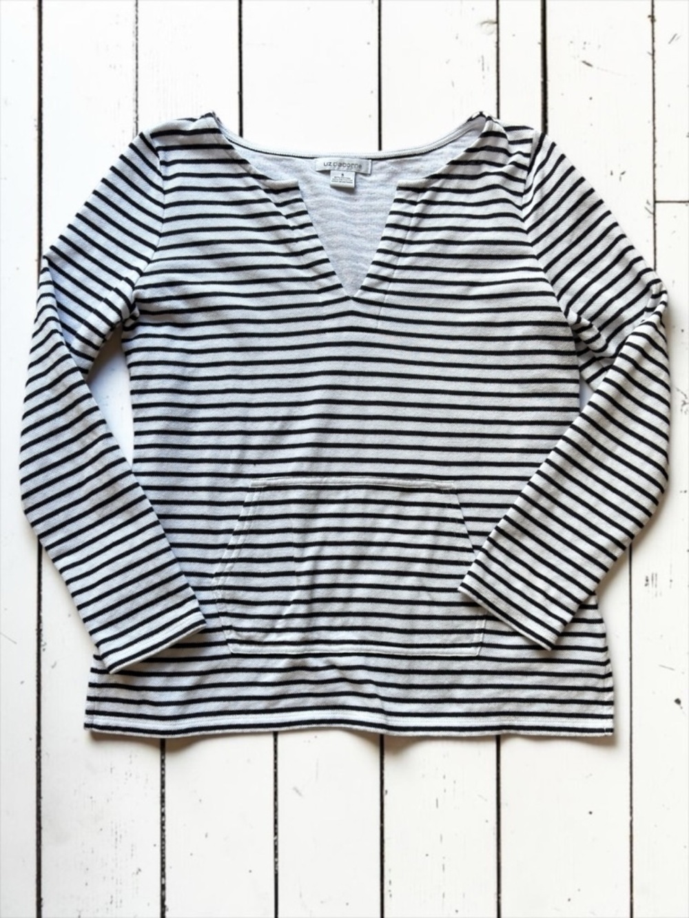 Liz Claiborne Black White Striped Knit Tunic Top Small V Neck Pullover Pocket
